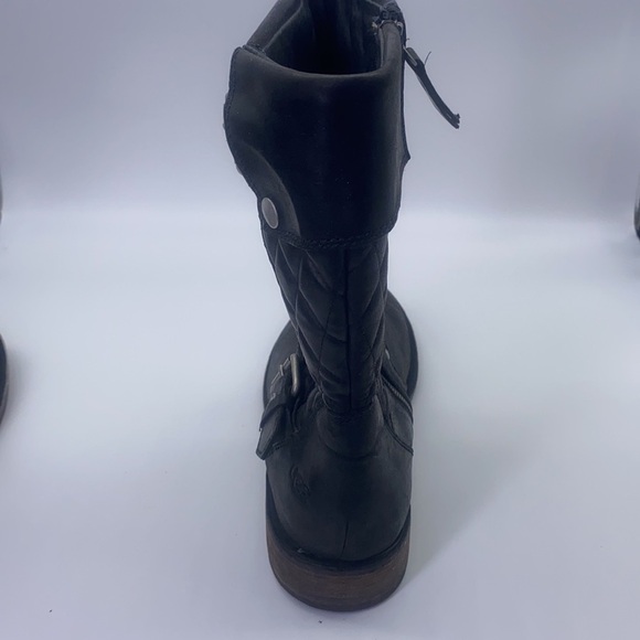 Ugg - Conor Oiled Black Leather Quilted with Silver Detail Biker Boot Size 10 - Picture 12 of 16